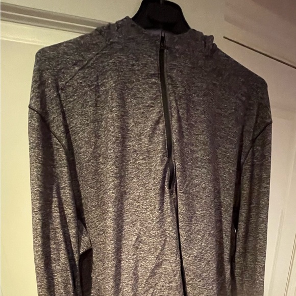 Lululemon sweat jacket . Great condition. - Picture 1 of 6